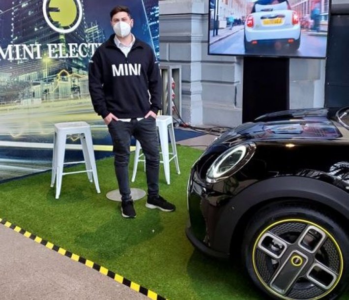 MINI ELECTRIC PRESENTE EN FERIA FIDELMOV.