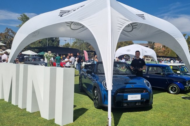 MINI BRILLA EN ANGLO CARS 2023.