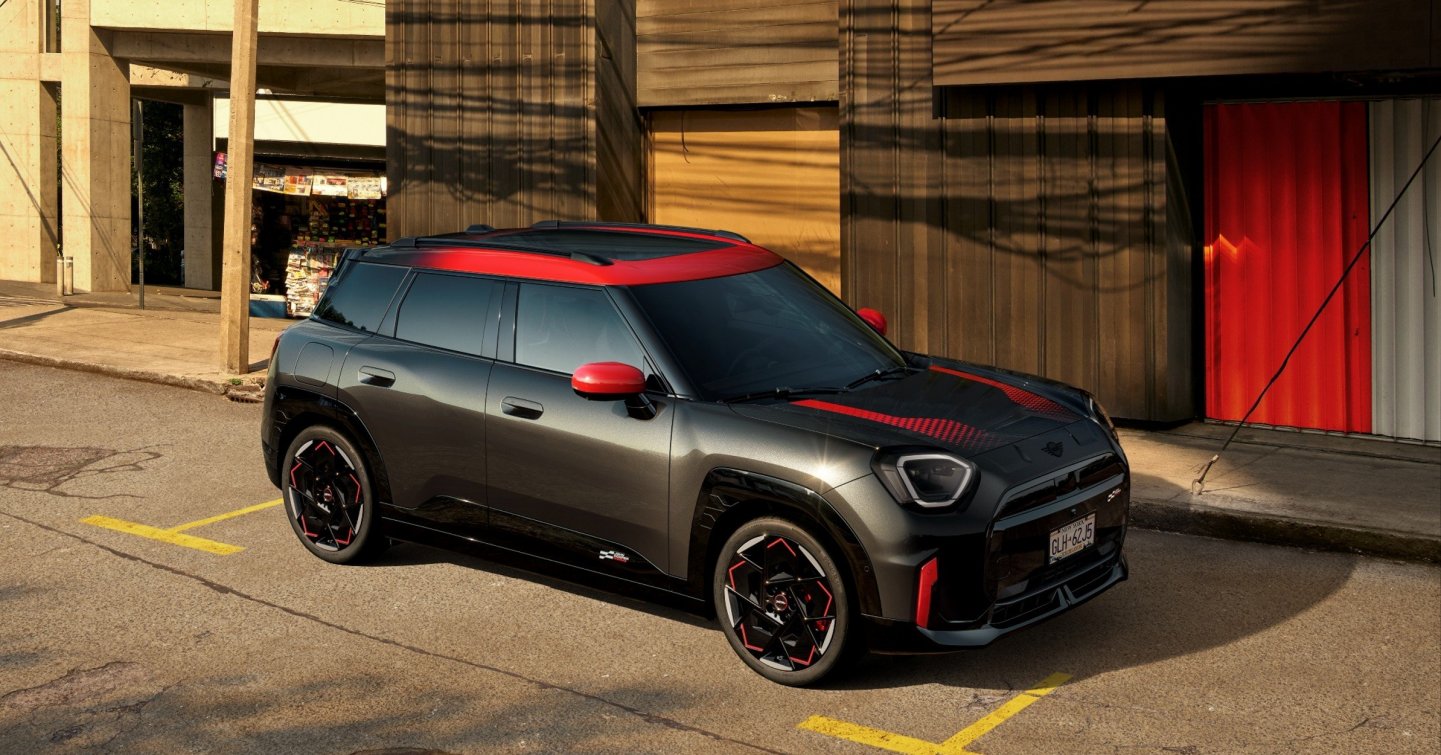 MINI JCW ACEMAN