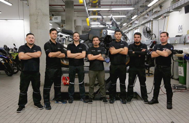 TÉCNICOS BMW MOTORRAD