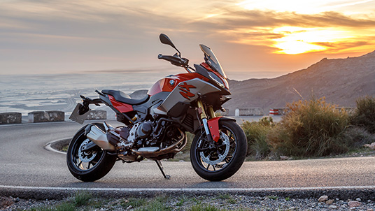 BMW F 900 XR