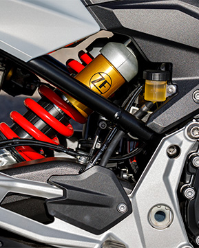 BMW F 900 R