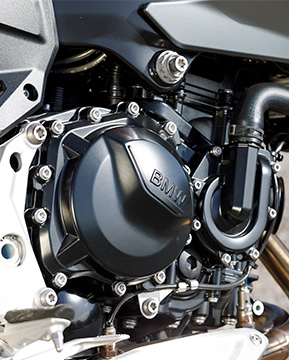 BMW F 900 XR
