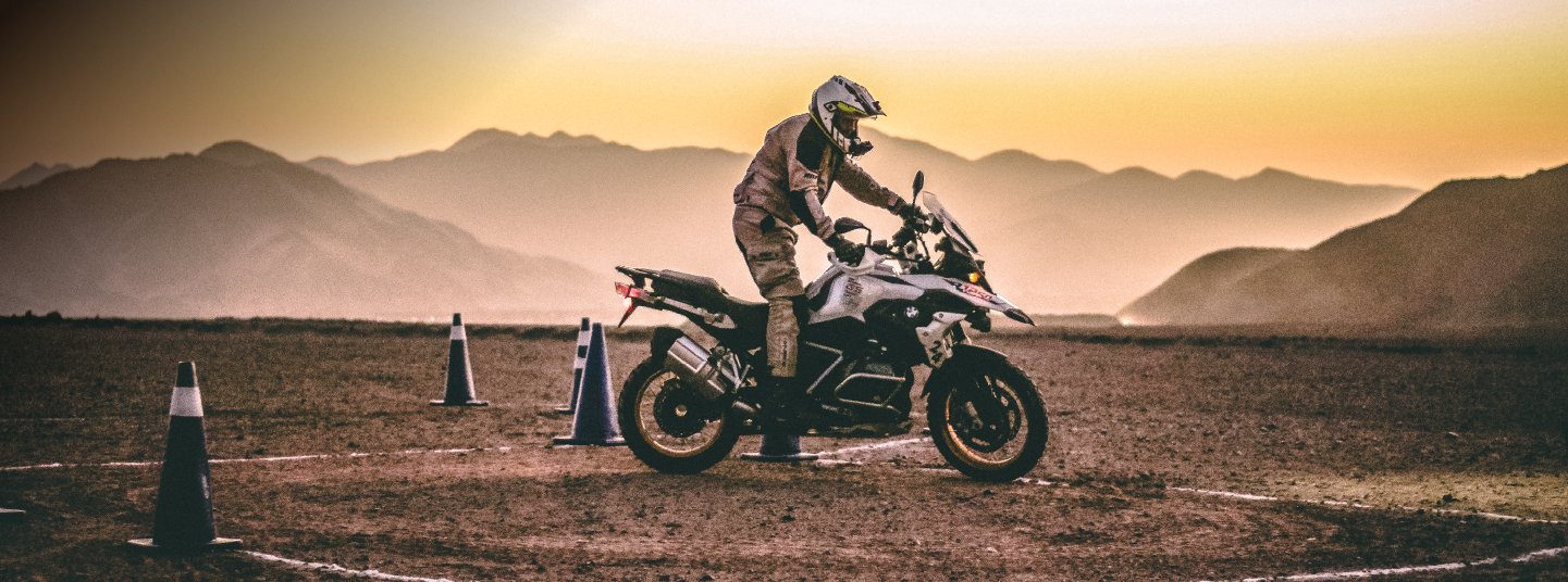 BMW MOTORRAD ACADEMY