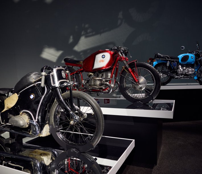 BMW Motorrad celebra 100 años de éxito con una gran exhibición de aniversario en el Museo de BMW