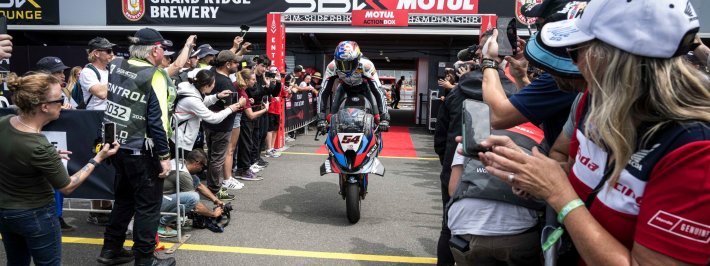 BMW Motorrad Motorsport inicia la temporada 2024 de WorldSBK.