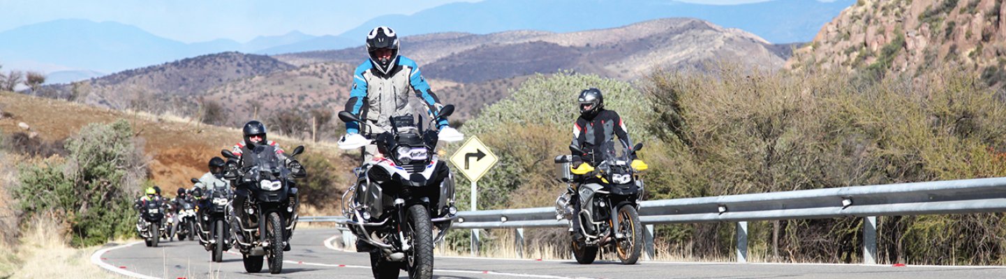 Qué llevar para viajar en moto por Chile: Consejos prácticos para motociclistas